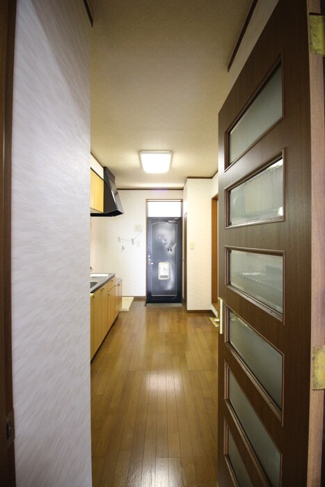 物件内観写真19　(廊下)