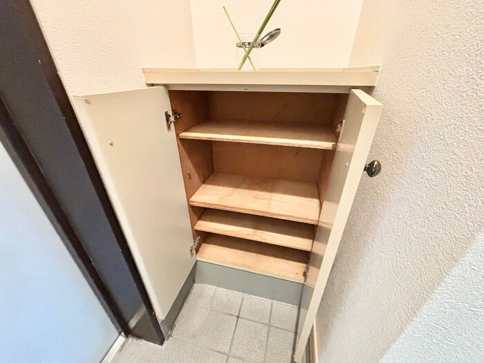 物件内観写真19　(靴箱)
