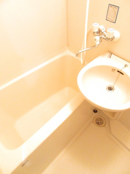 物件内観写真8　(バス／シャワールーム等)