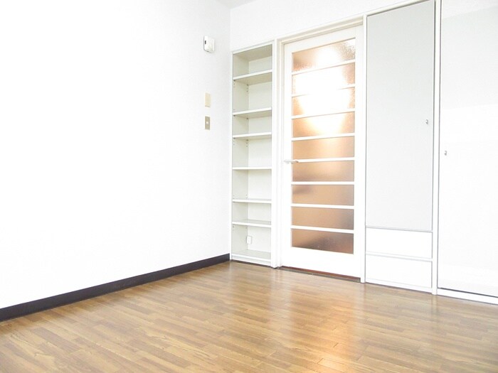 物件内観写真12　(居室)