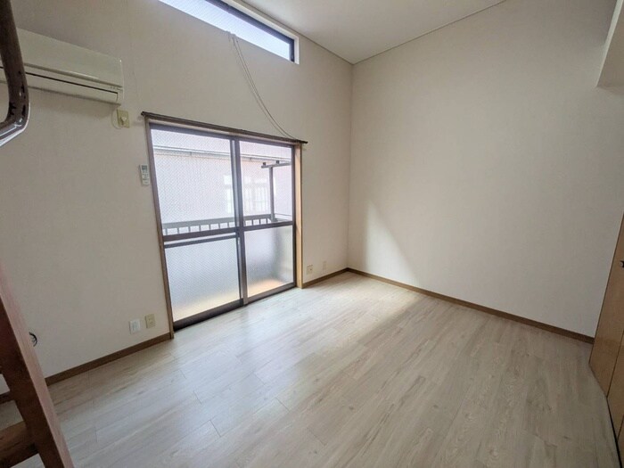 物件内観写真7　(居室)