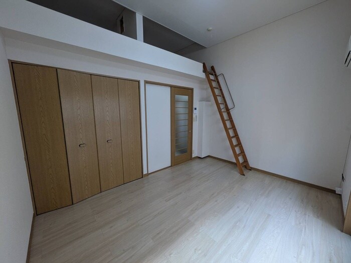 物件内観写真8　(居室)