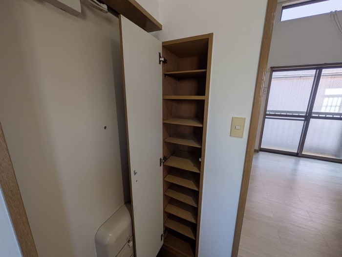 物件内観写真19　(靴箱)