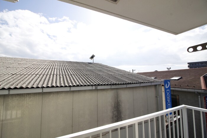 物件内観写真21　(室内からの展望)