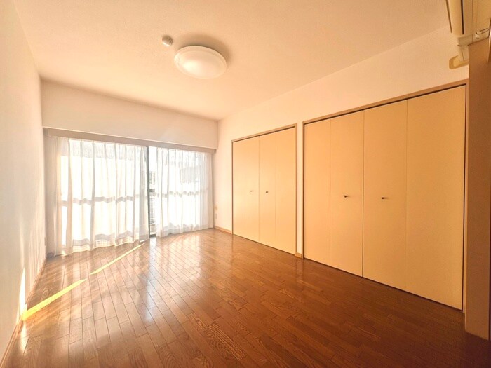 物件内観写真10　(居室)