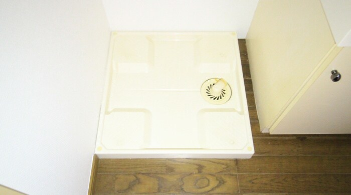 物件内観写真14　(洗濯機置場)