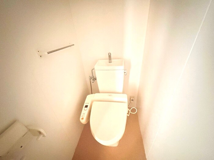 物件内観写真16　(トイレ)