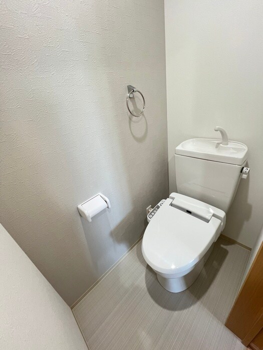 物件内観写真14　(トイレ)