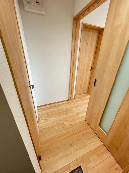 物件内観写真20　(廊下)