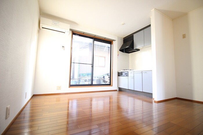 物件内観写真8　(居室)