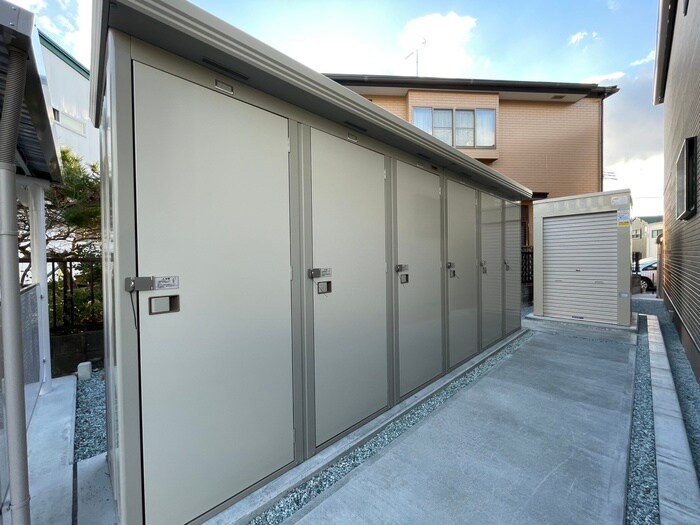 物件外観写真4　(建物設備)