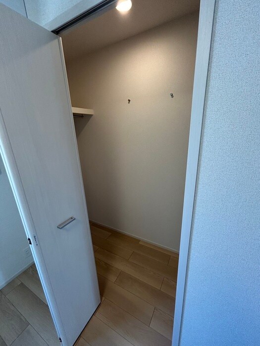 物件内観写真21　(収納)