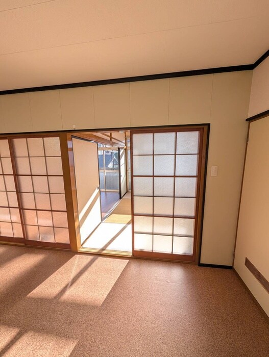 物件内観写真21　(廊下)