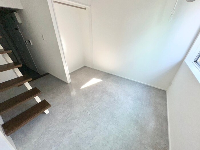 物件内観写真9　(居室)