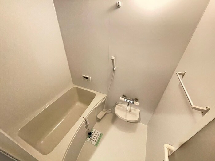 物件内観写真12　(バス／シャワールーム等)
