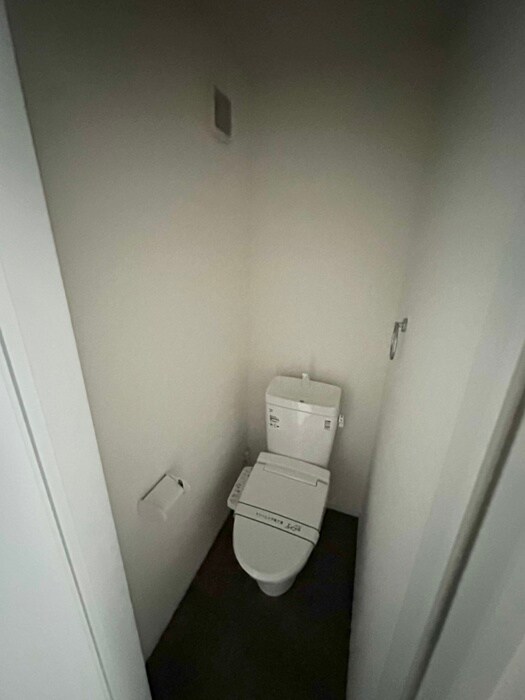 物件内観写真16　(トイレ)