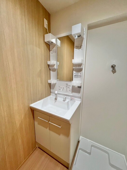 物件内観写真11　(洗面)