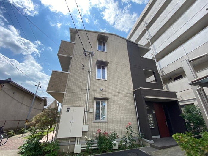 物件外観写真2　(外観写真)