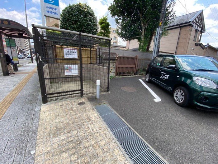 物件外観写真6　(建物設備)