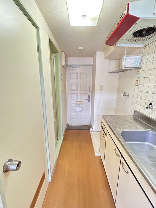 物件内観写真18　(廊下)