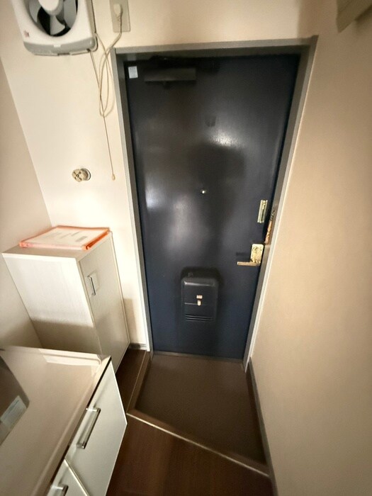 物件内観写真14　(玄関)