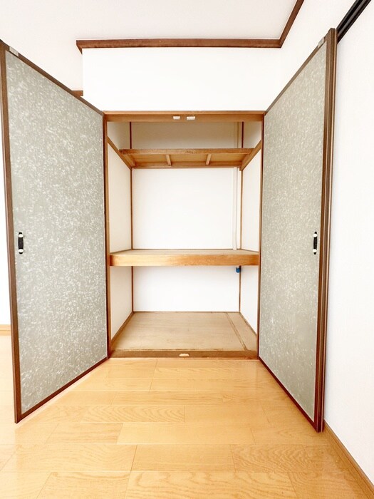 物件内観写真14　(収納)