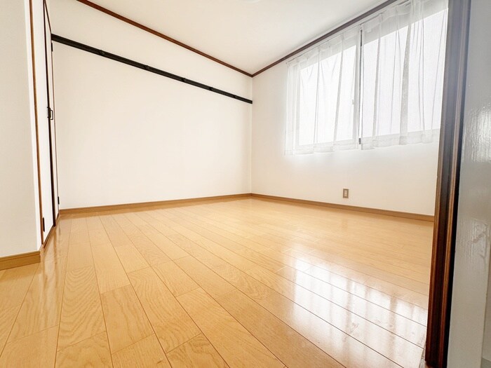 物件内観写真22　(居室)