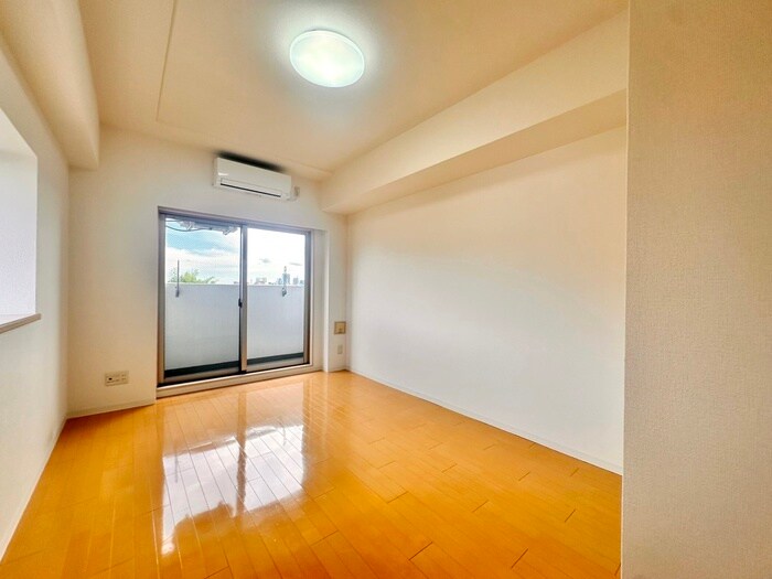 物件内観写真10　(居室)