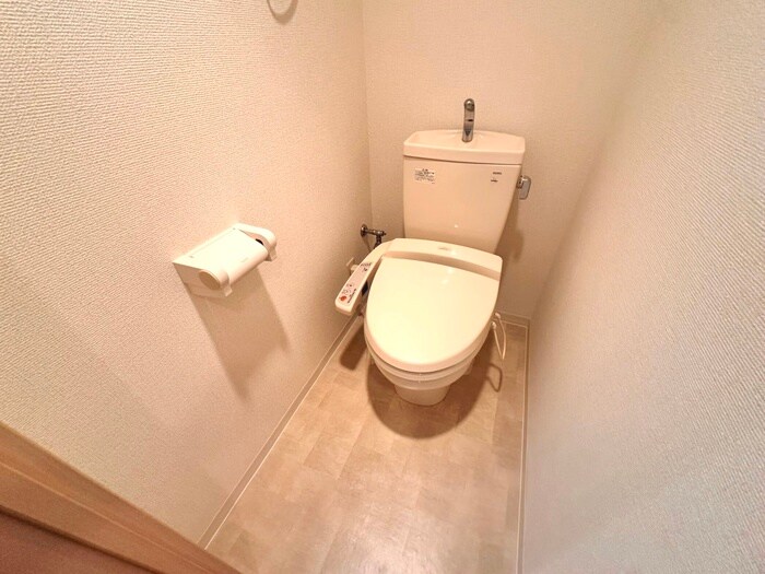 物件内観写真13　(トイレ)