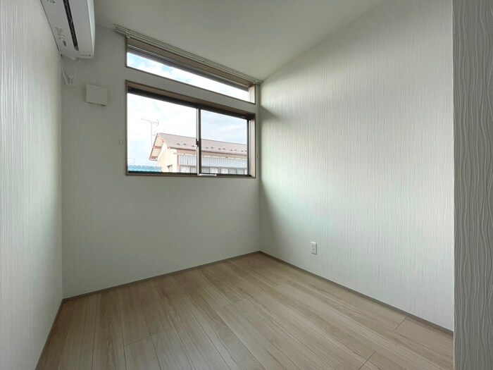 物件内観写真10　(居室)