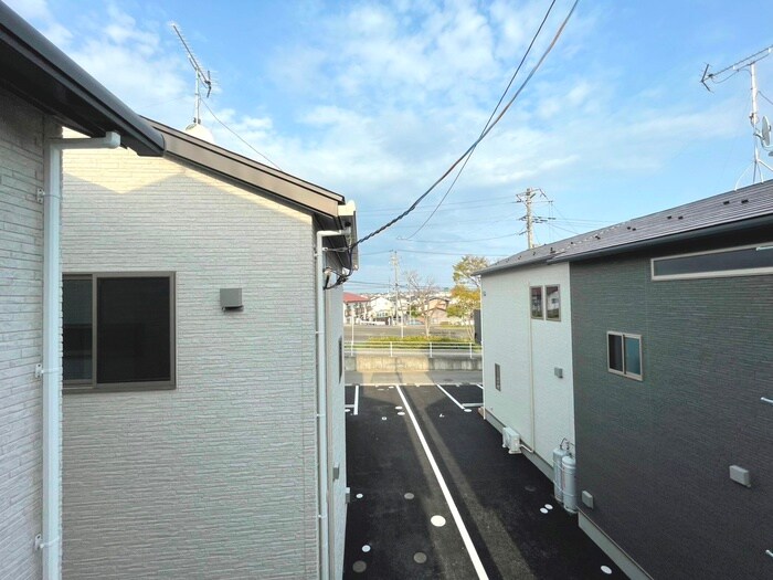 物件内観写真21　(室内からの展望)