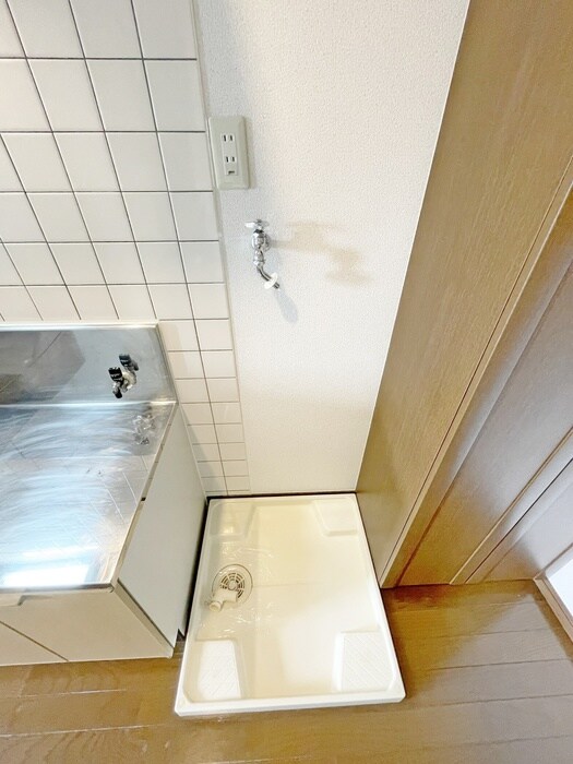 物件内観写真11　(洗濯機置場)