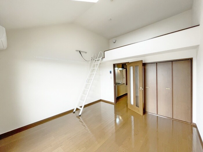 物件内観写真22　(居室)