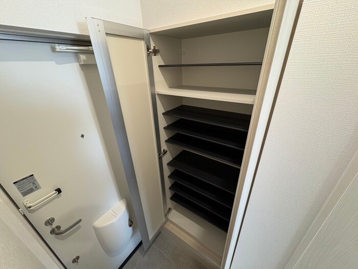 物件内観写真17　(靴箱)