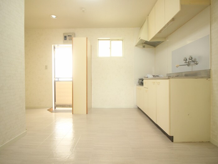 物件内観写真7　(居室)