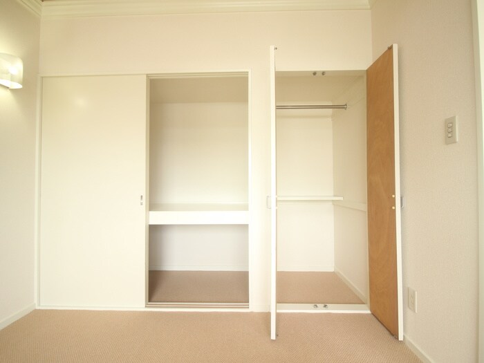 物件内観写真11　(収納)