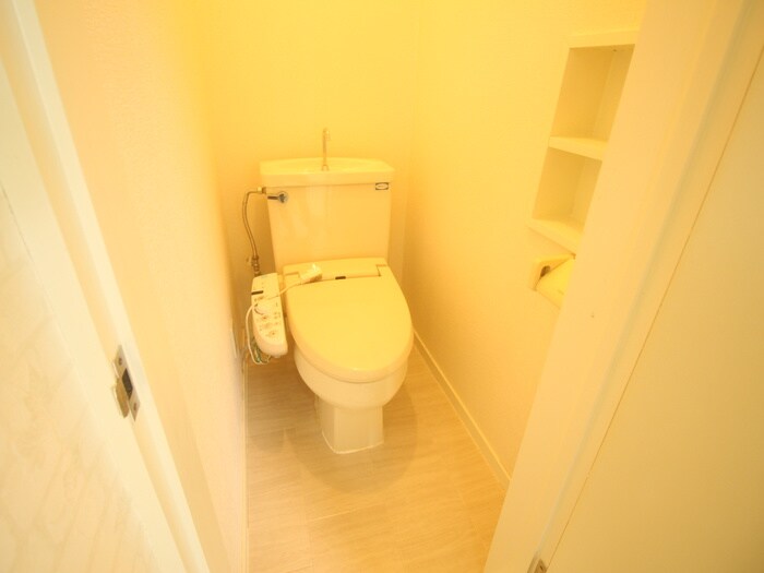 物件内観写真13　(トイレ)