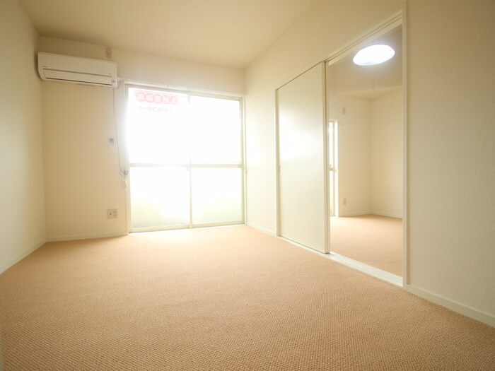 物件内観写真17　(居室)