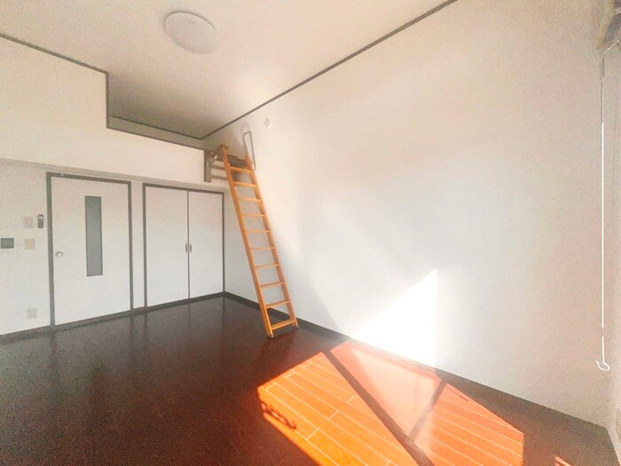 物件内観写真8　(居室)