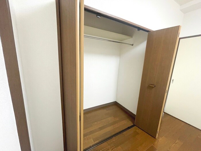 物件内観写真10　(収納)