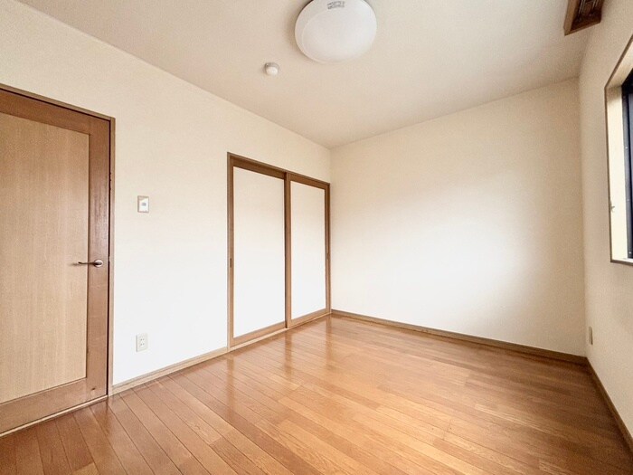 物件内観写真7　(居室)