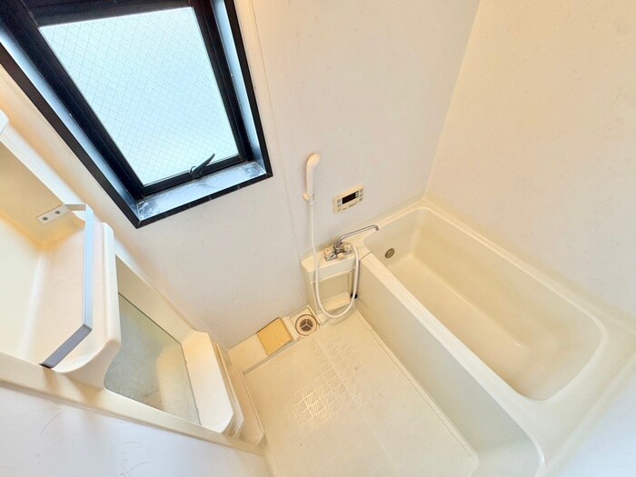 物件内観写真9　(バス／シャワールーム等)