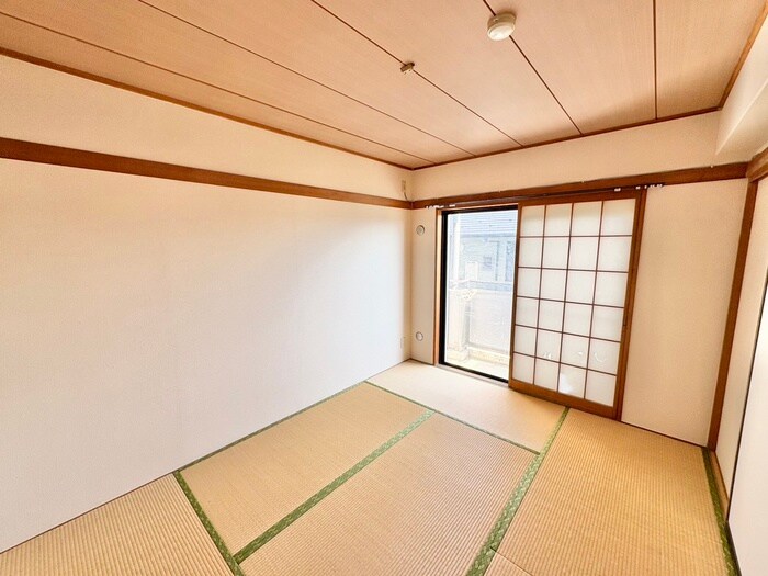 物件内観写真18　(居室)