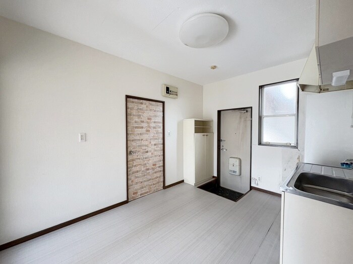 物件内観写真17　(廊下)