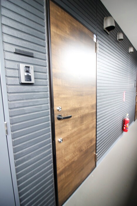 物件内観写真17　(玄関)