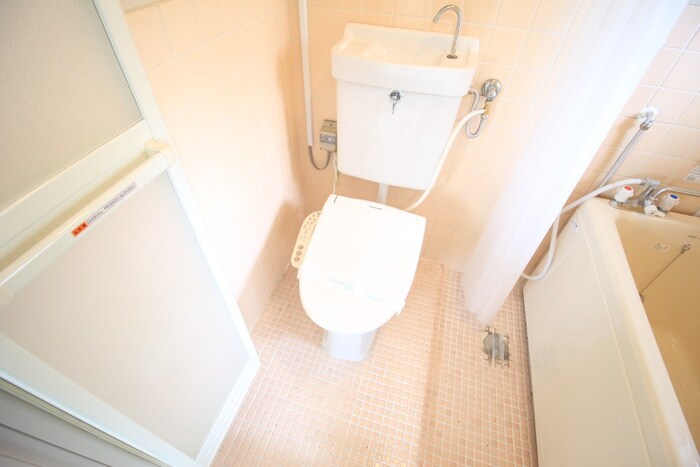 物件内観写真12　(トイレ)