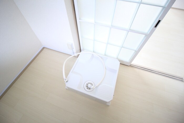 物件内観写真13　(洗濯機置場)