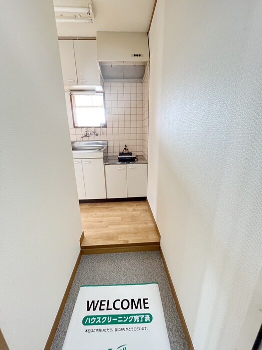 物件内観写真15　(玄関)