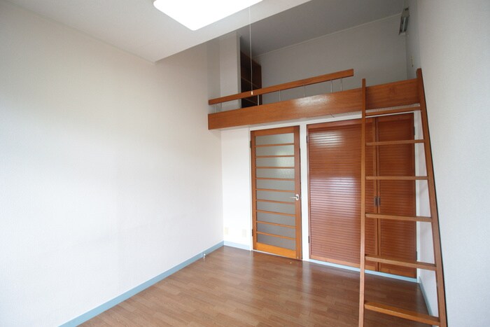 物件内観写真10　(居室)