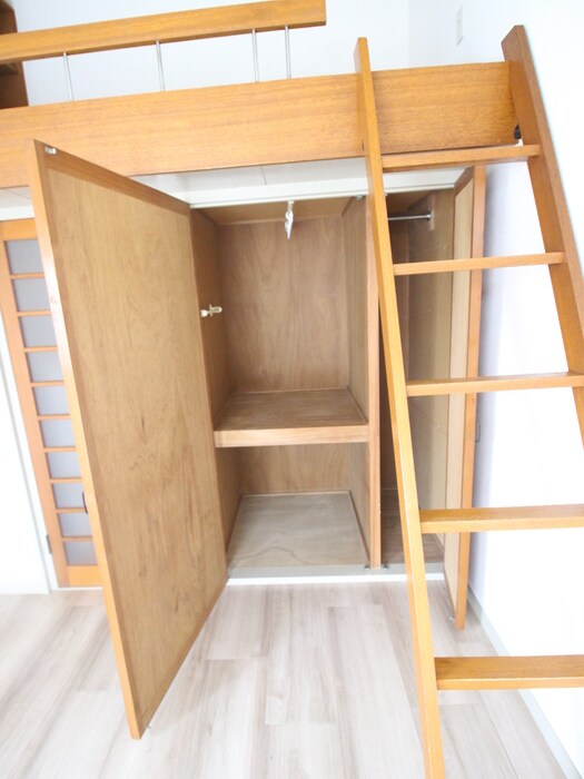 物件内観写真10　(収納)